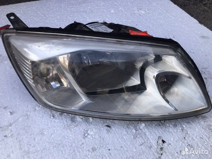 Фара правая ваз granta 1
