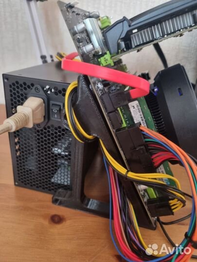 Игровой пк 8 ядер /16/256ssd/rx550
