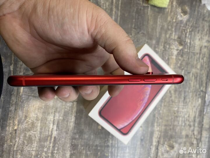 iPhone Xr, 64 ГБ
