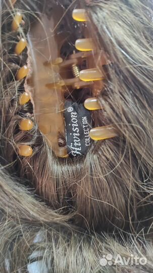 Хвост шиньон натуральный на крабе