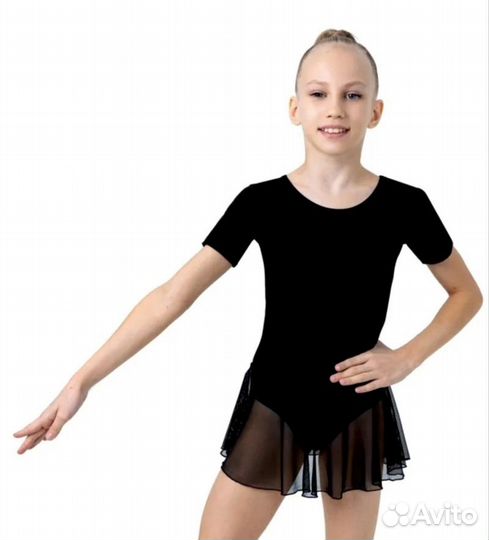 Гимнастический купальник с юбкой