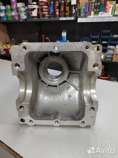 Корпус раздаточной коробки Nissan