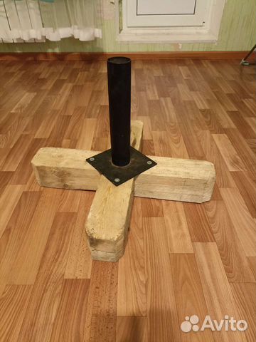 Подставка под елку или флаг