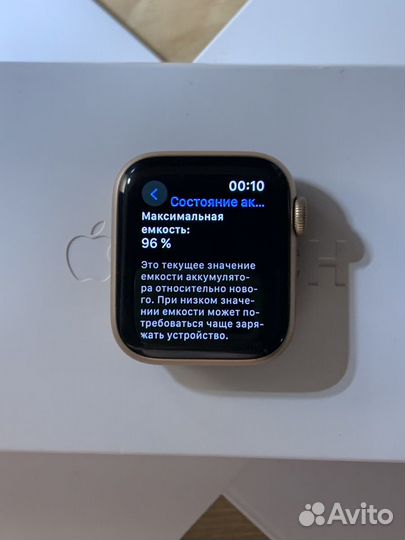Apple Watch 6 40mm Gold (96 акб)
