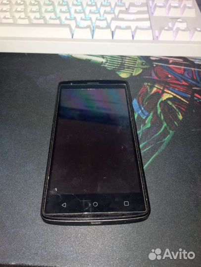 Телефон Fly Nimbus 14 и Fly Nimbus 12