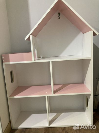 Большой кукольный домик