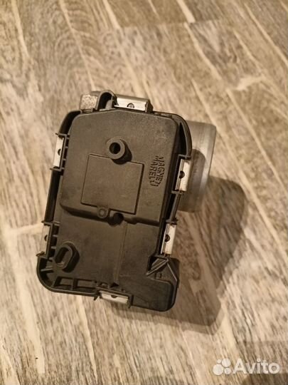 Заслонка дроссельная электрическая VAG