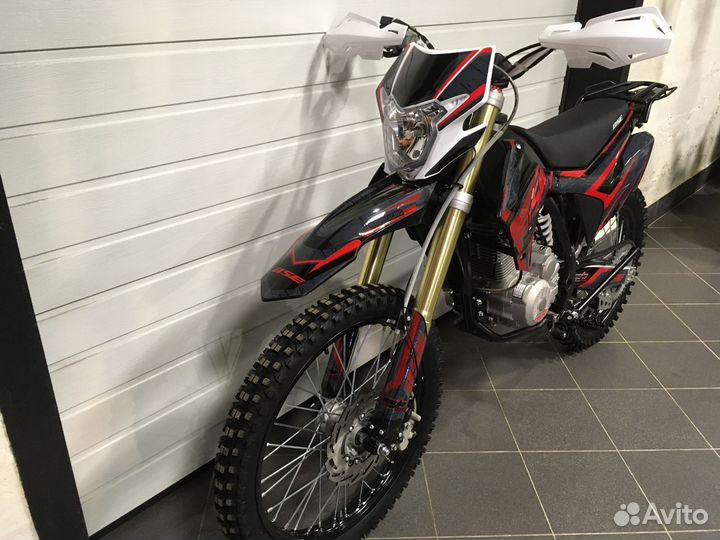 Мотоцикл BSE Z3 Red Black