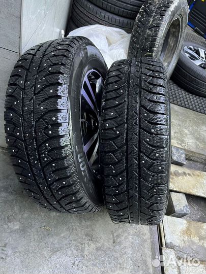 Зимние колеса 235/66 r17