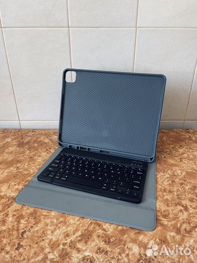 Чехол на iPad pro 12 9 с клавиатурой