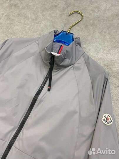 Ветровка moncler