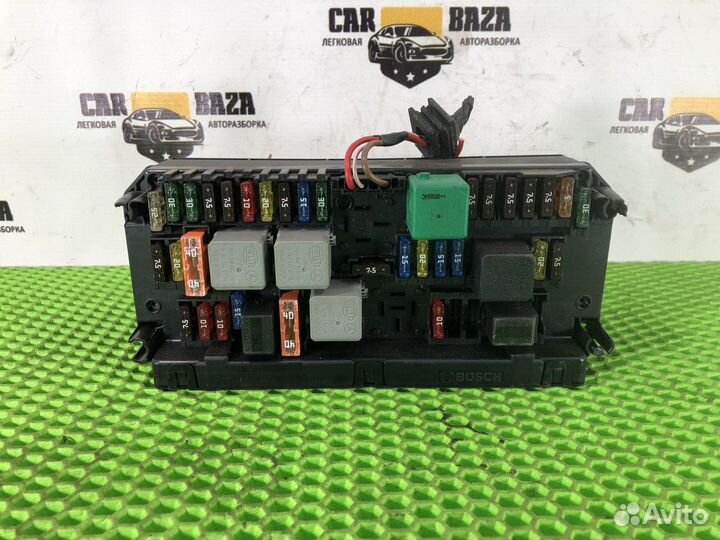 Блок предохранителей Mercedes-Benz C-class