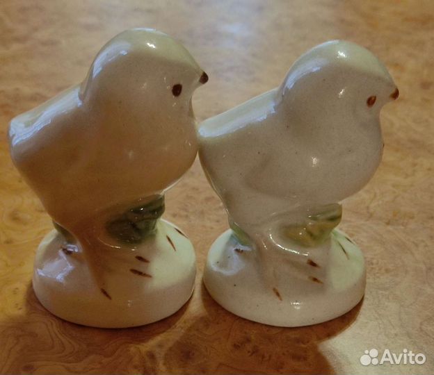 Фарфоровая статуэтка 