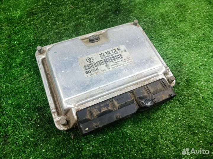 Блок управления двигателем Шкода Октавия Гольф 4