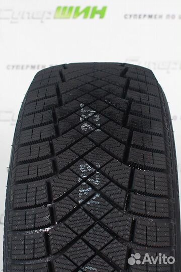 Pirelli Ice Zero FR 265/60 R18