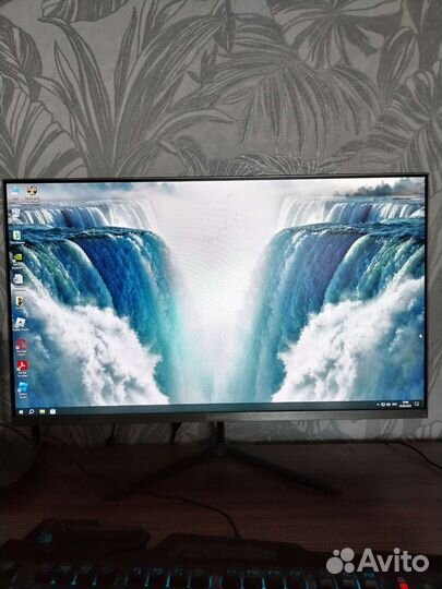 Монитор SunWind 27