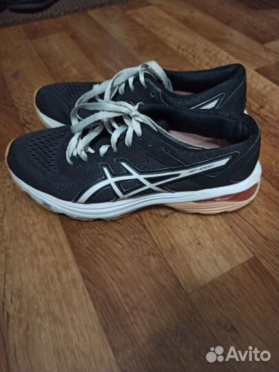 Беговые кроссовки Asics