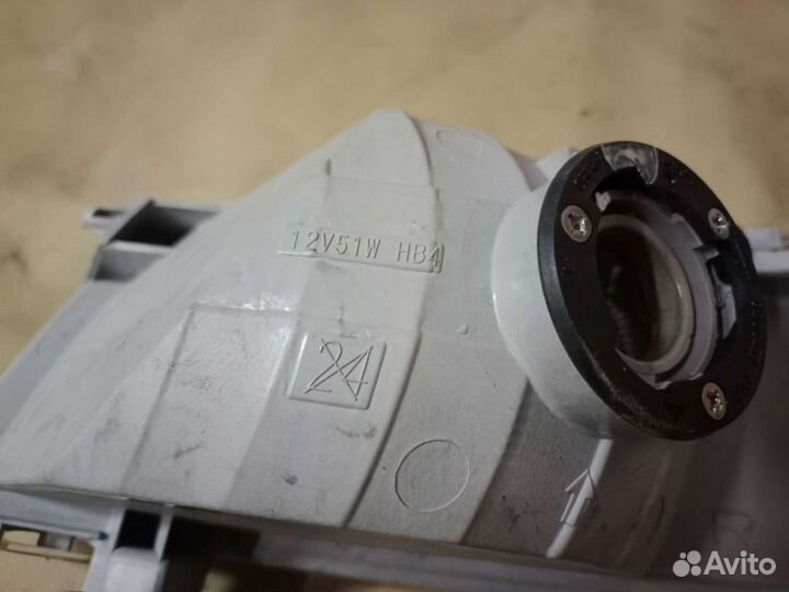 Противотуманные фары toyota premio