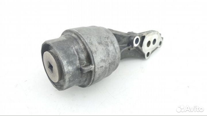 Крепление масляного фильтра Toyota Yaris KSP90 1KR