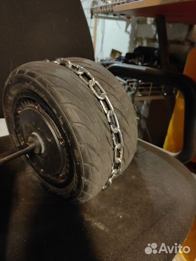 Электропривод для тачек и тележек