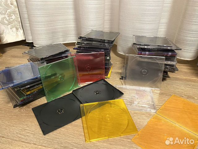 Разная упаковка для компакт дисков