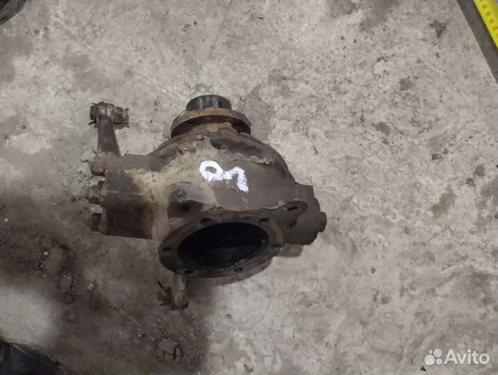 Поворотный кулак на УАЗ