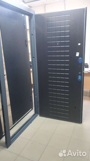 Дверь входная