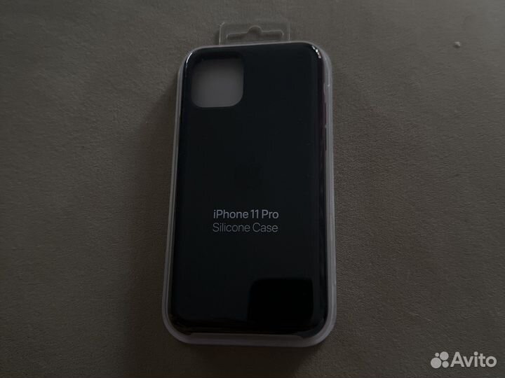 Оригинальный чехол на iPhone 11 pro
