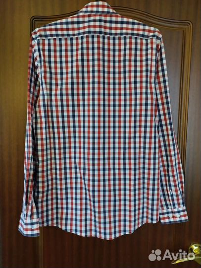 Рубашки мужские S