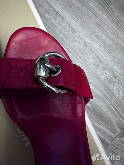 Сабл Gucci