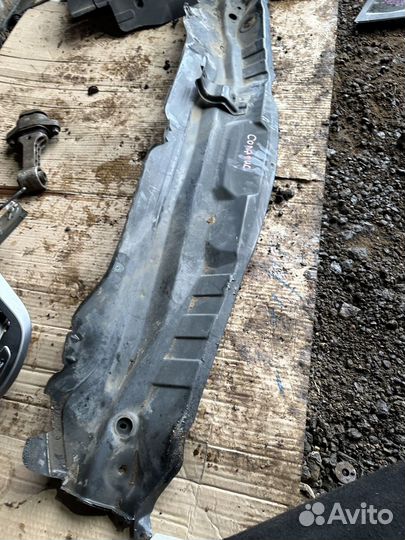 Жабо Металическое Hyundai Solaris 1