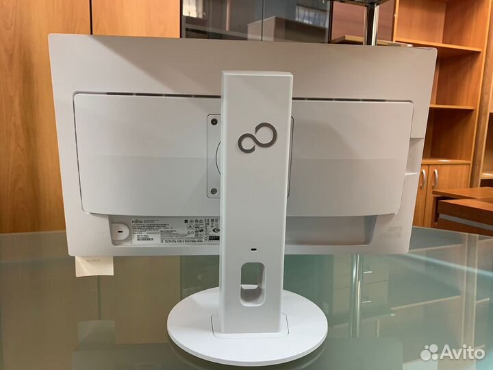 Монитор 24 дюйма