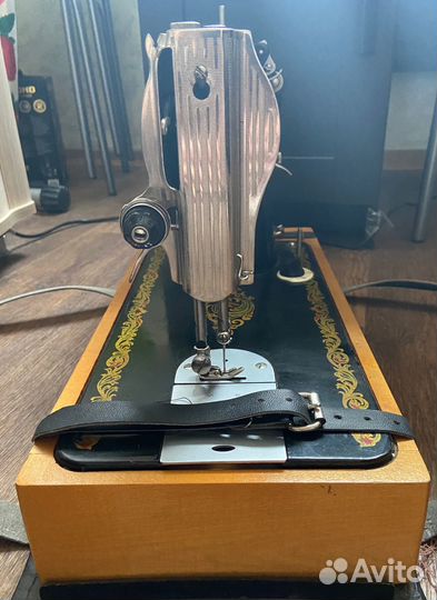 Швейная машинка