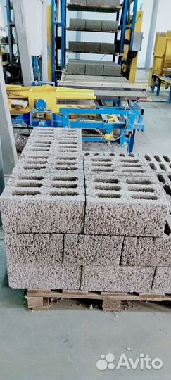 Керамзитный керамзитобетонный блок UJH16973