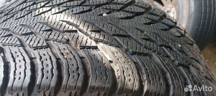 Nokian Tyres Hakkapeliitta R3 SUV 275/45 R21 и 315/40 R21