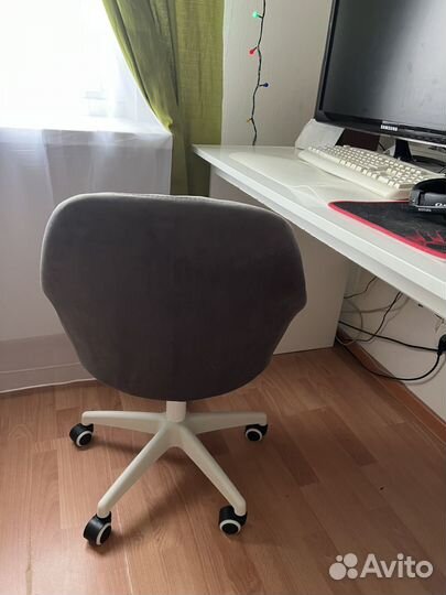 Компьютерное кресло