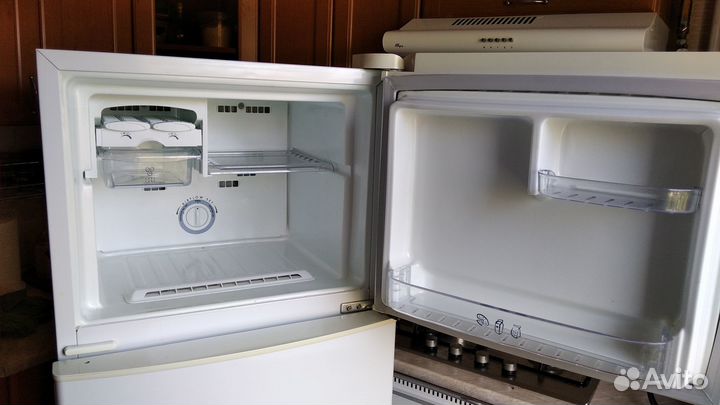 Wirpool холодильник