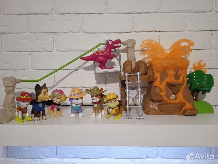 Игрушки щенячий патруль+значки