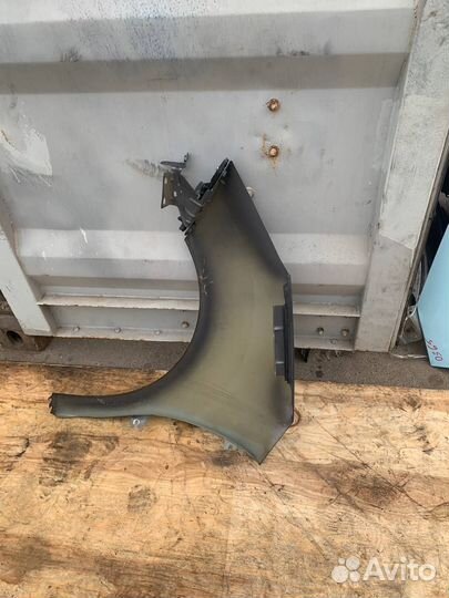 Крыло переднее правое Citroen C3 A51 DS3