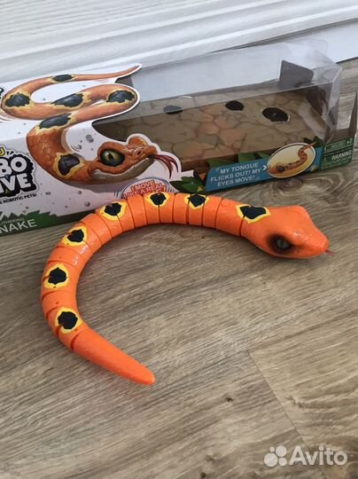 Робо змея на батарейках robo alive