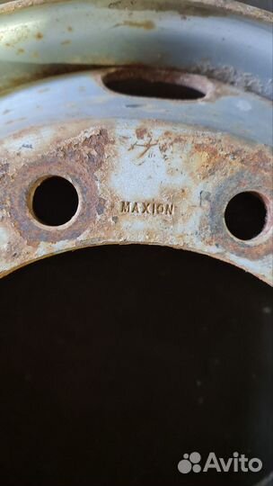 Колоссальные диски 9.00R22.5 maxion Germany