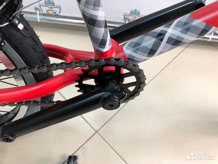 Трюковой велосипед бмх Level