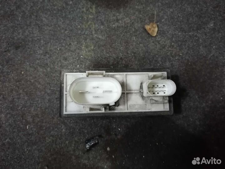 Блок управления вентилятором Volkswagen