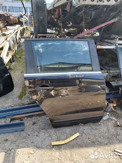 Дверь Peugeot 5008 2010 год