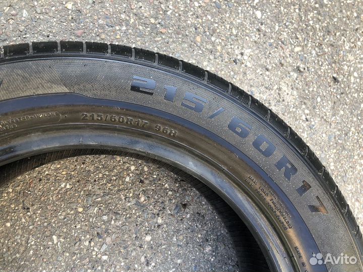 Habilead COMFORTMAX AS H202 215/60 R17