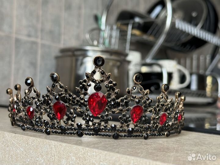 Корона тиара диадема