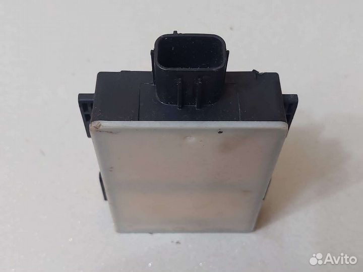 Радарный датчик правый Volvo XC90