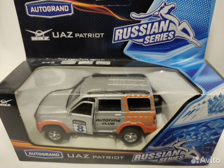 Модель автомобиля УАЗ патриот метал. 1:43