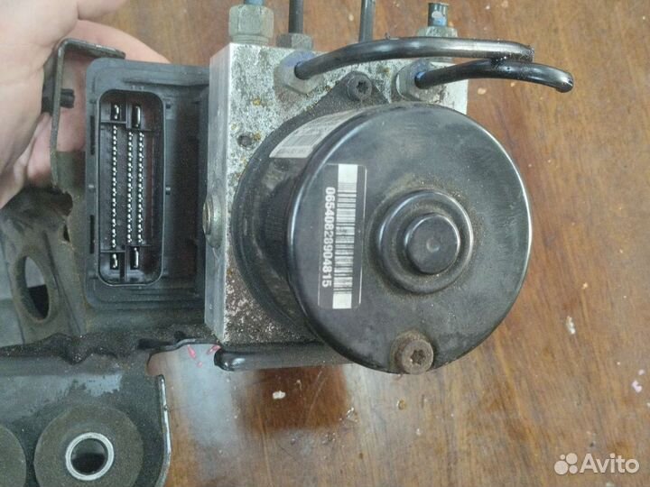 Блок ABS Chevrolet Cruze 1.6 бензин