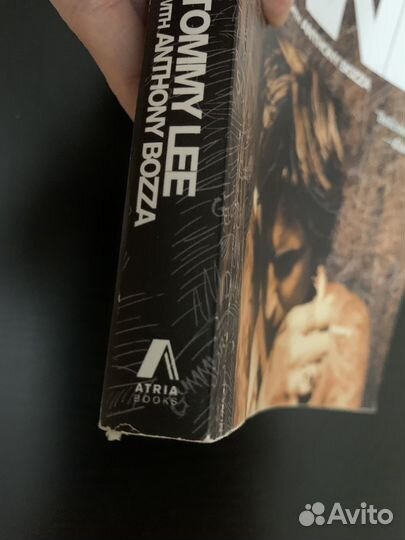 Книга Tommyland Томми Ли